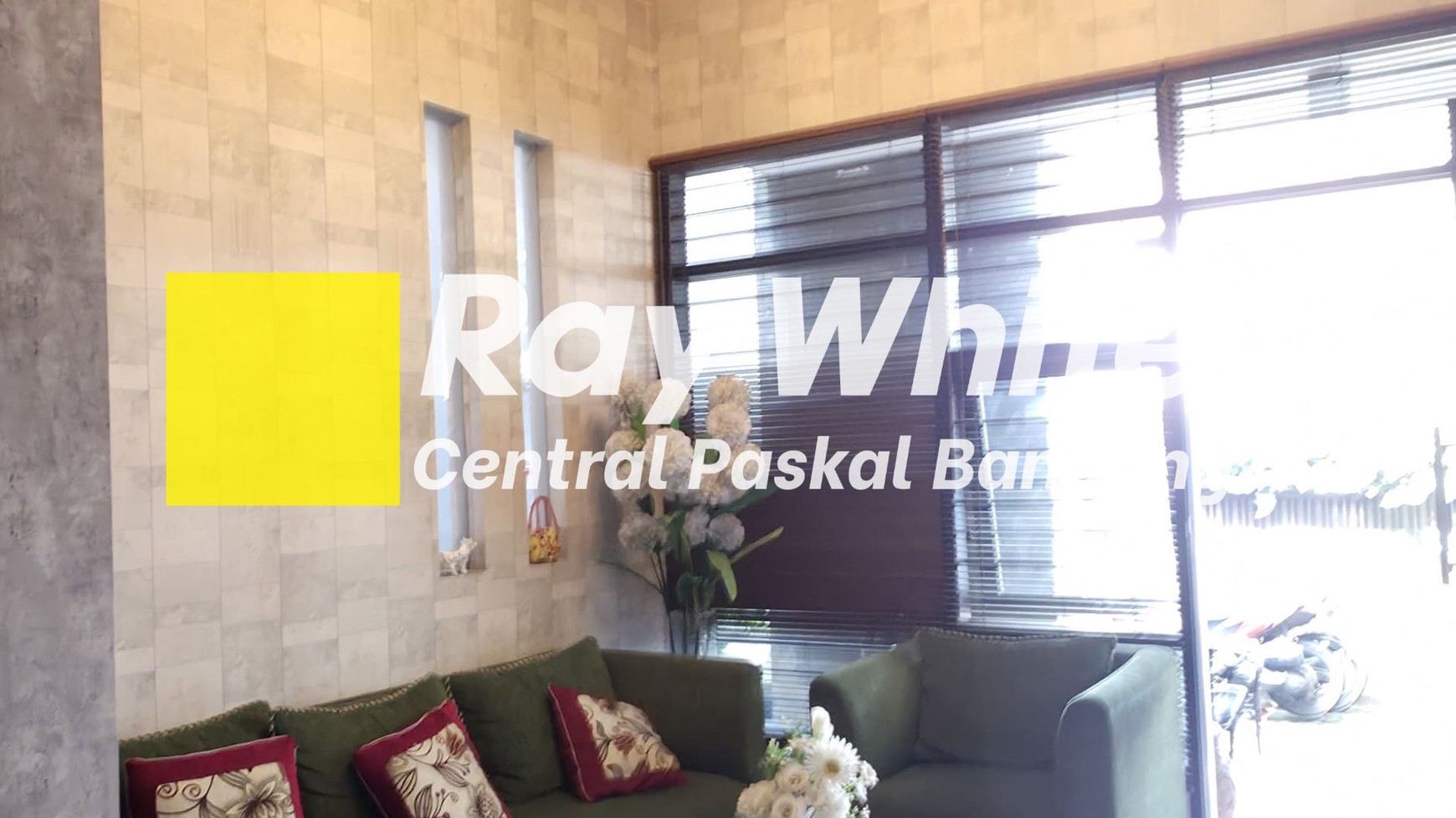 Rumah Asri di Kebon Sirih Bandung