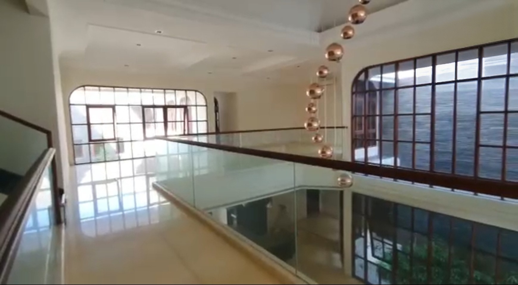 JUAL Rumah SURABAYA PUSAT JL. KARTINI