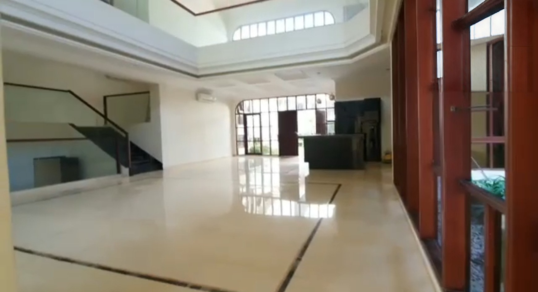 JUAL Rumah SURABAYA PUSAT JL. KARTINI
