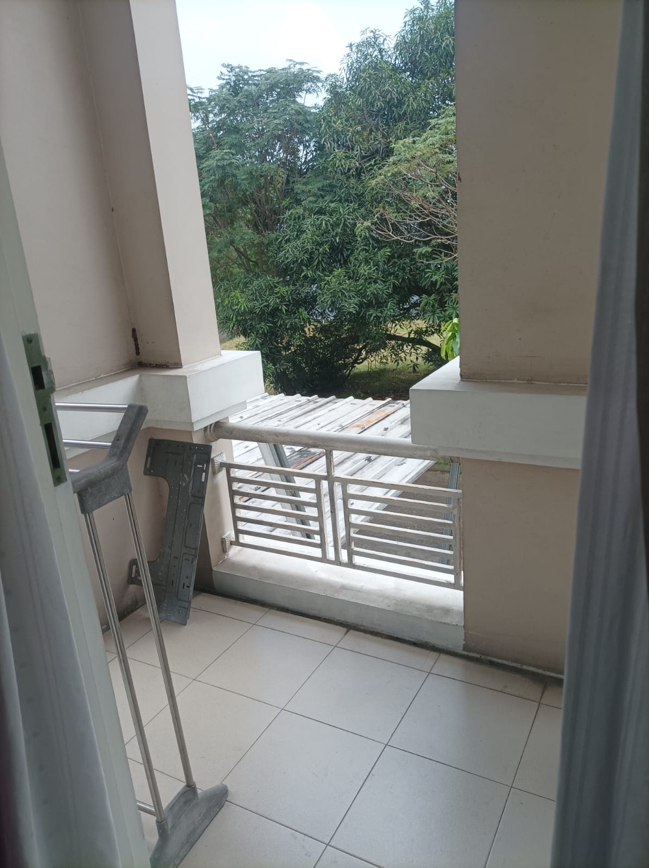 RUMAH SIAP HUNI DI LOKASI STRATEGIS DI ZONA AMERIKA CLUSTER BAHAMA DEKAT DENGAN AEON MALL KOTA DELTAMAS CIKARANG