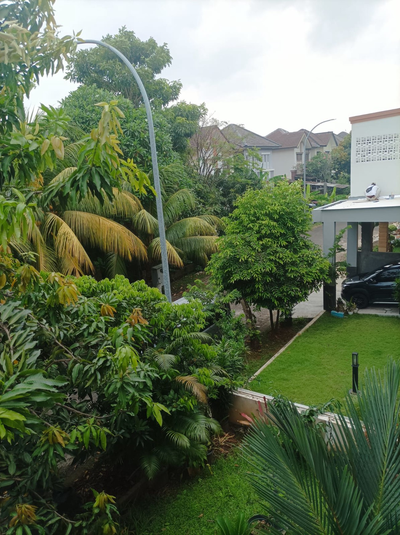 RUMAH SIAP HUNI DI LOKASI STRATEGIS DI ZONA AMERIKA CLUSTER BAHAMA DEKAT DENGAN AEON MALL KOTA DELTAMAS CIKARANG