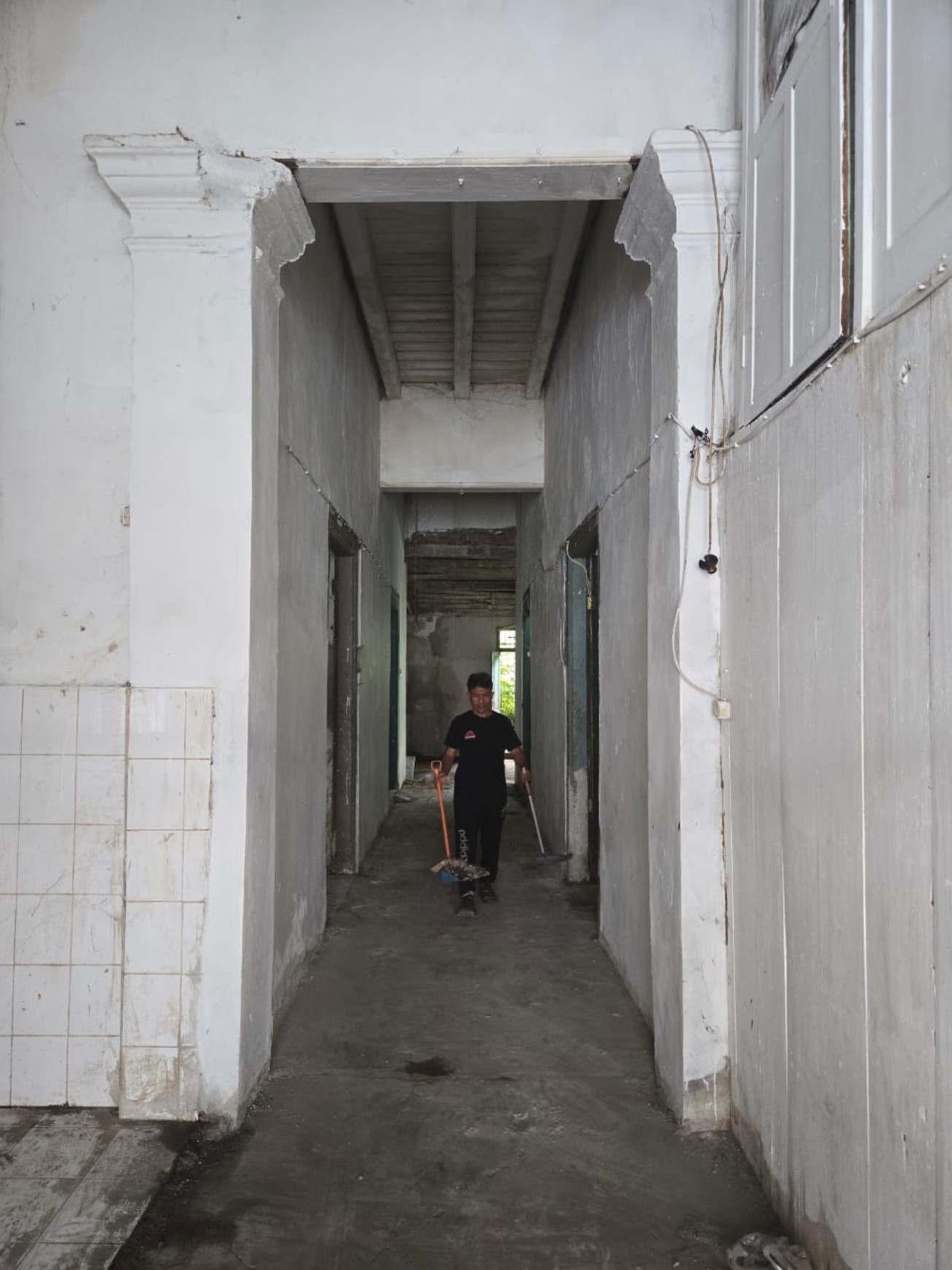 Murah Luas 405 M2 Rumah Usaha Gudang Jalan Kalisosok Lor - Krembangan Surabaya Pusat Dekat Jembatan Merah, Rajawali, Bubutan, Kalimas, Pelabuhan Tanjung Perak Cocok.buat Segala Usaha Expedisi, Kantor,
