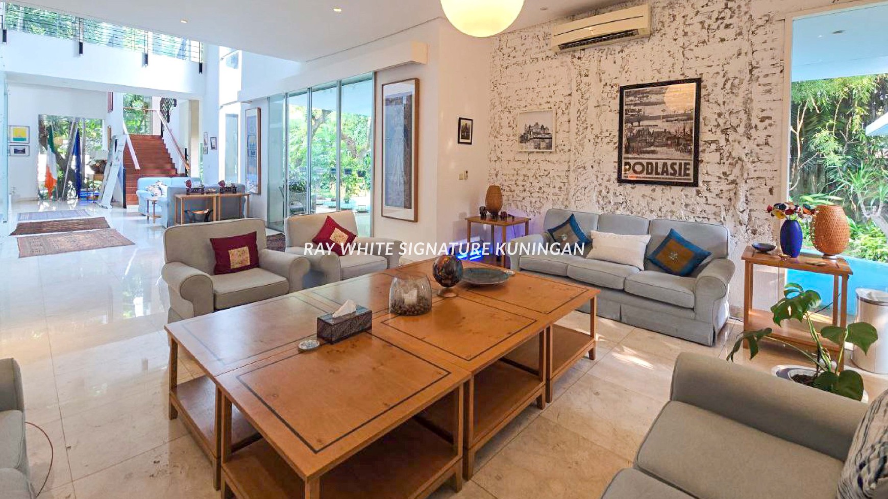 Dijual Rumah Mewah Di Kawasan Elite Dekat SCBD
