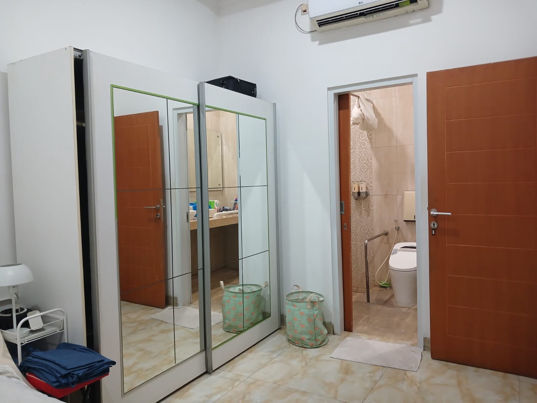 Rumah Siap Huni di Pesanggrahan, Jakarta Selatan