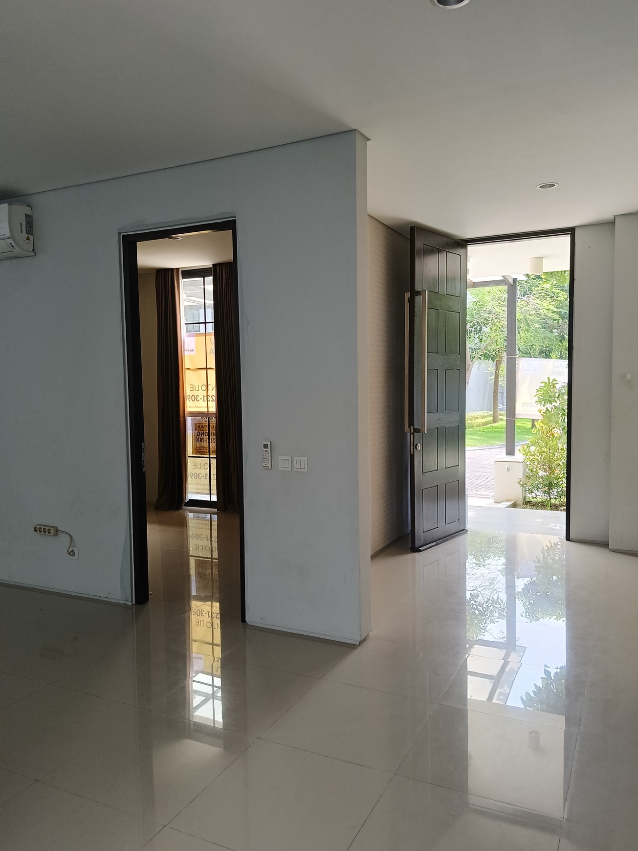 Dijual / Disewakan Oakwood Park type Arizona Citraland Surabaya Barat