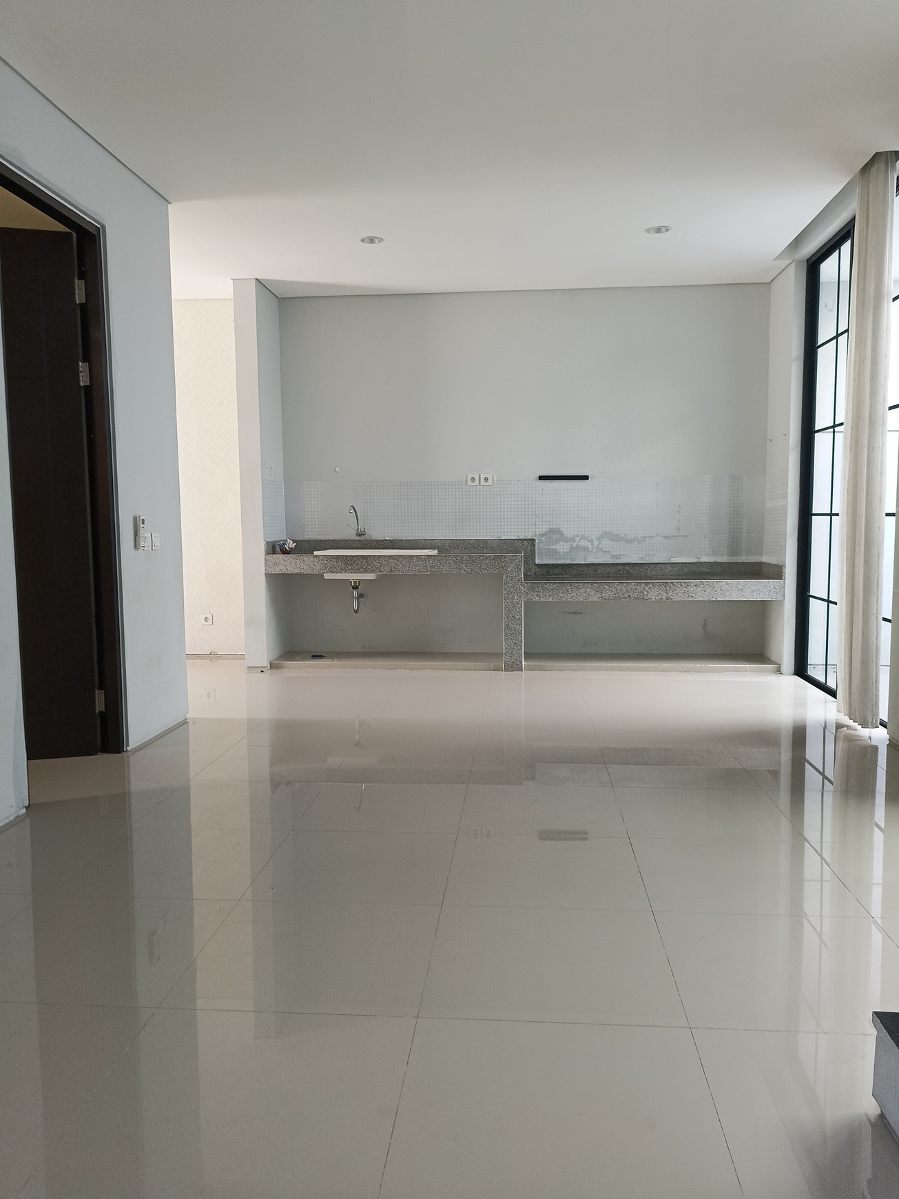 Dijual / Disewakan Oakwood Park type Arizona Citraland Surabaya Barat