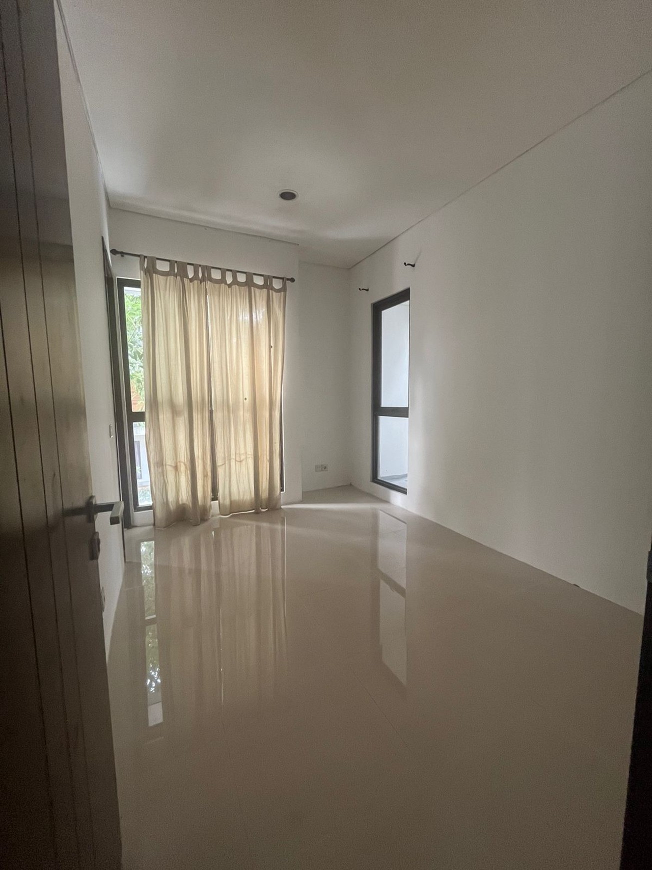 Disewakan Rumah minimalis dekat dengan ICE BSD