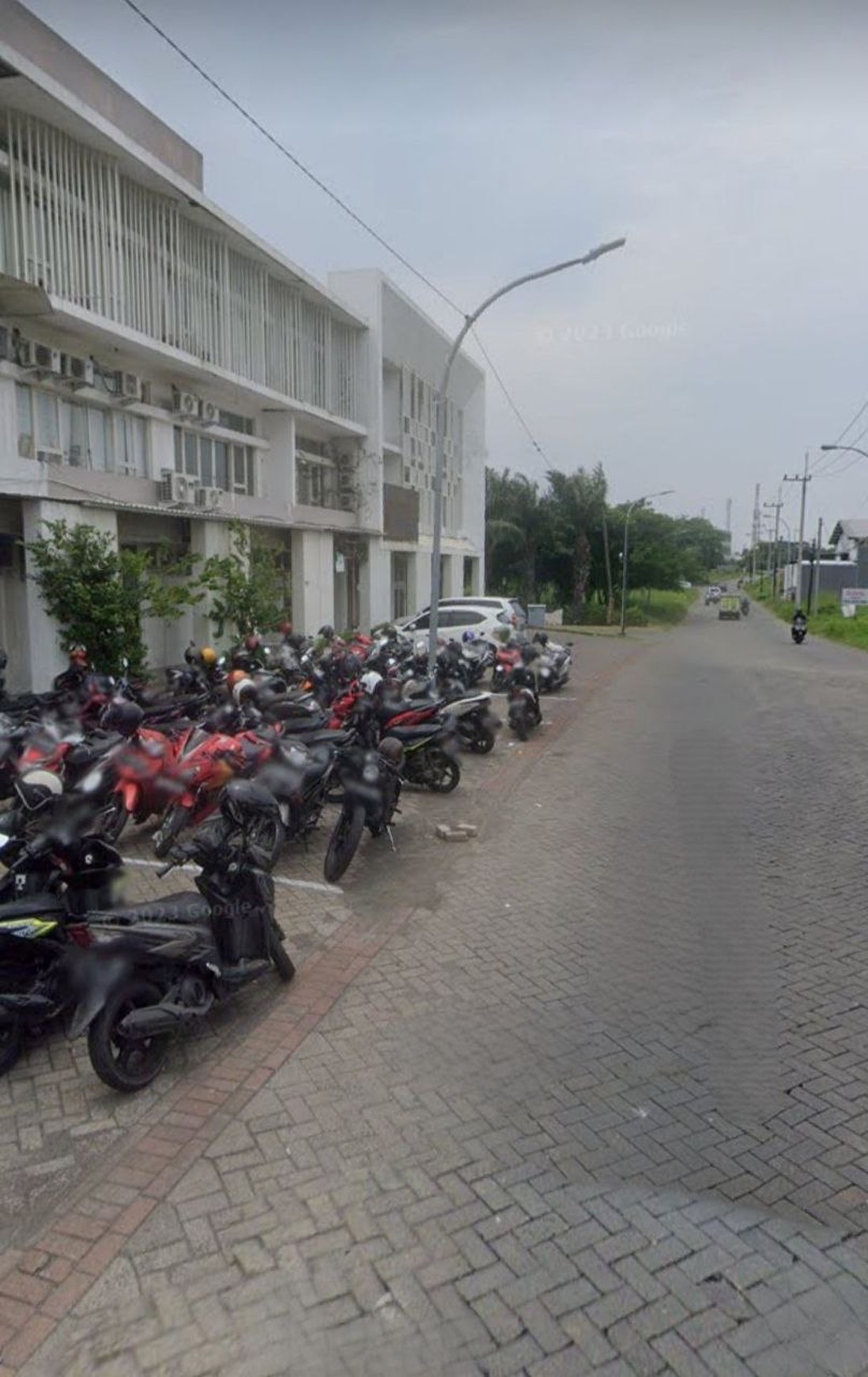 Dijual Ruko 3 Lantai Dian Istana Wiyung Praja Indah, Surabaya