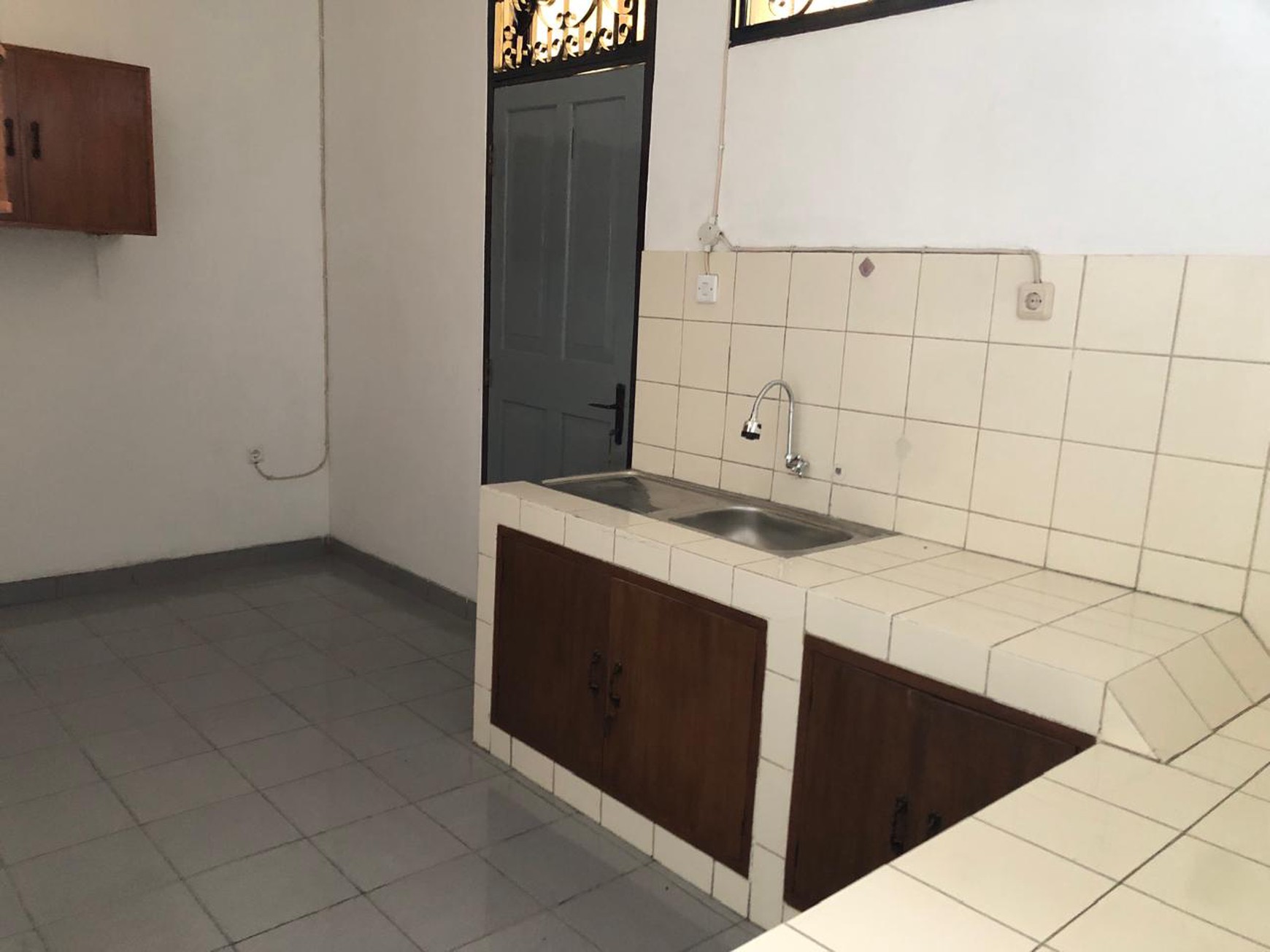 Dijual Rumah Bagus Siap Huni di Bojongloa, Bandung Kota