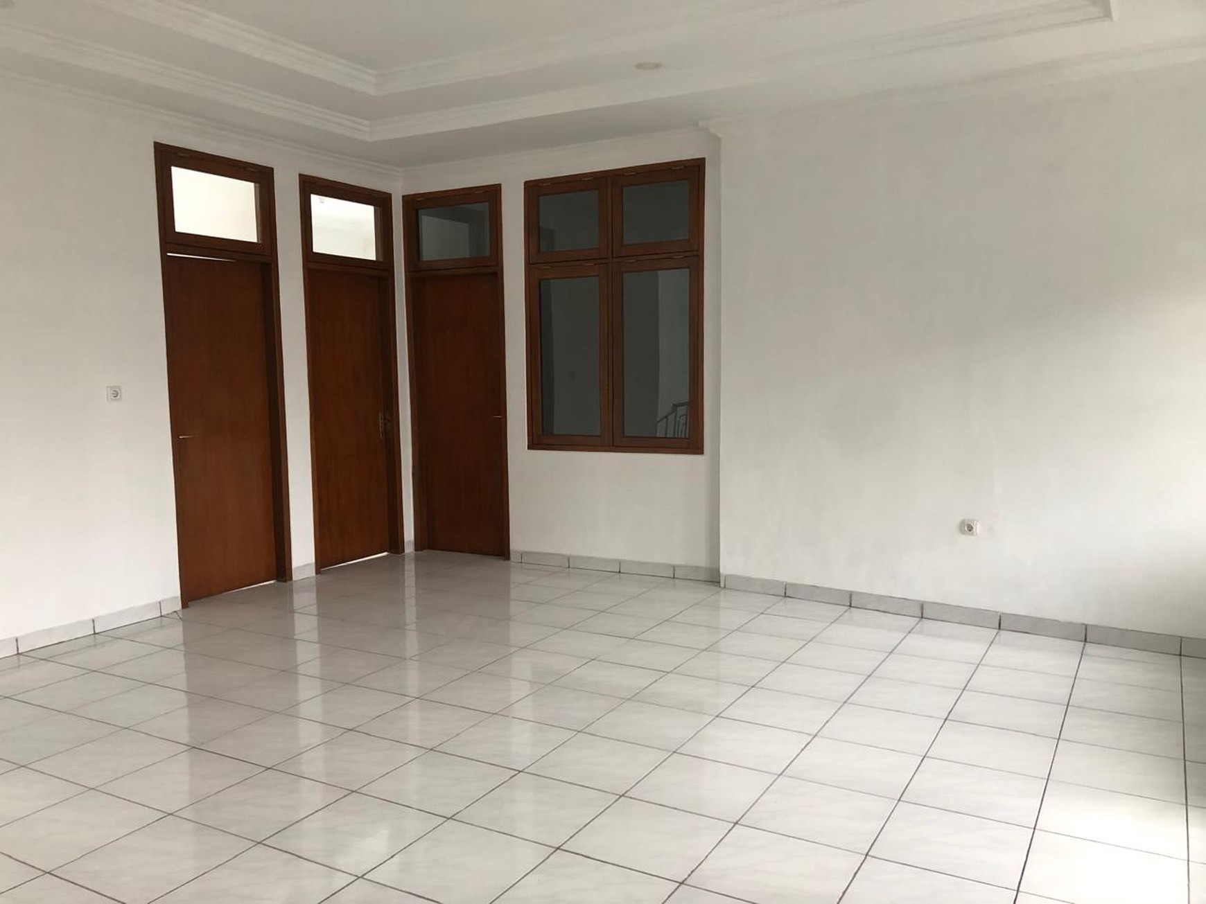 Dijual Rumah Bagus Siap Huni di Bojongloa, Bandung Kota