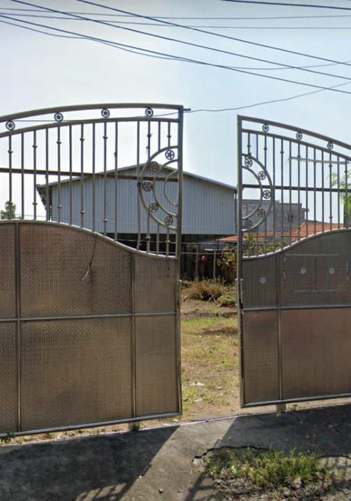 Dijual Gudang Lokasi Strategis di Keputih, Surabaya
