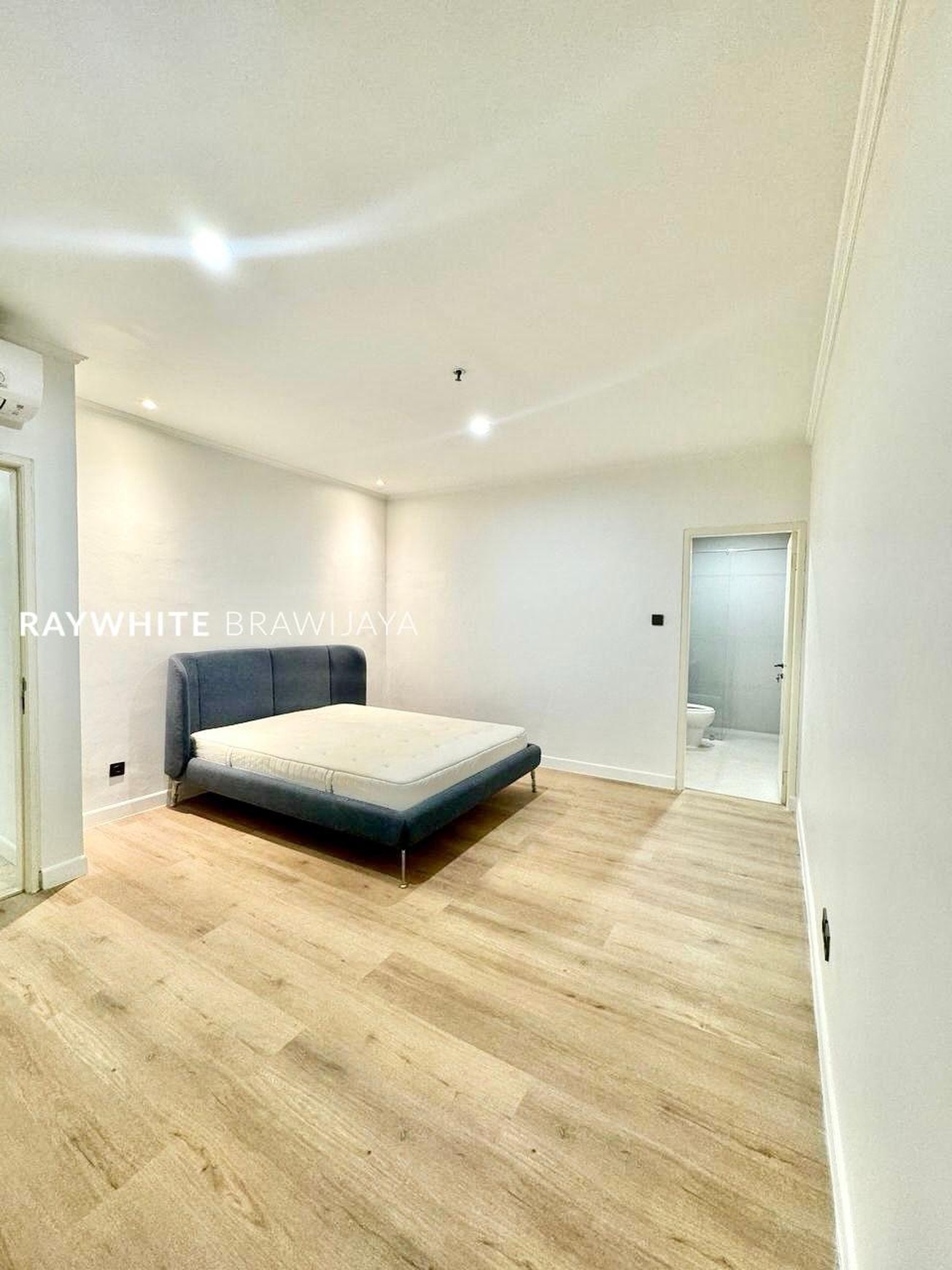 Apartment Mid Town Residence - Nego Sampai Deal