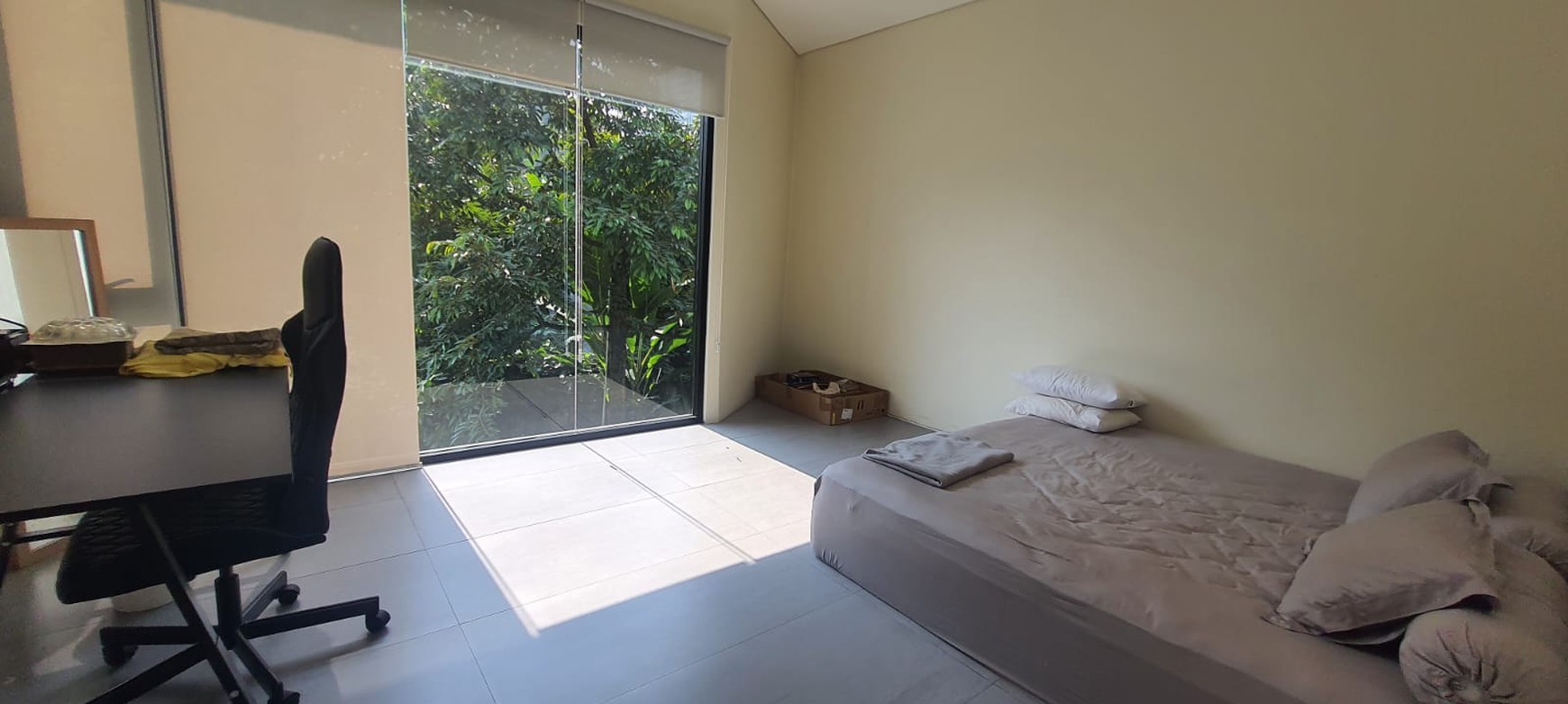 TURUN HARGA Rumah Cantik Kokoh 2 Lantai di Cibubur 