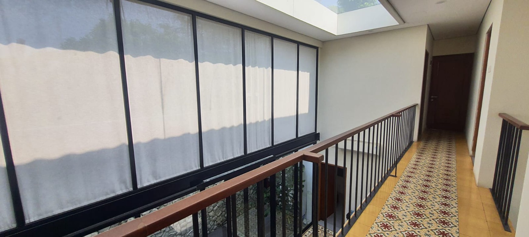 TURUN HARGA Rumah Cantik Kokoh 2 Lantai di Cibubur 