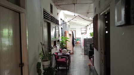 Rumah Strategis 2 Lantai Area Riau Anggrek cocok untuk berbagai bisnis Kec Sumur Bandung