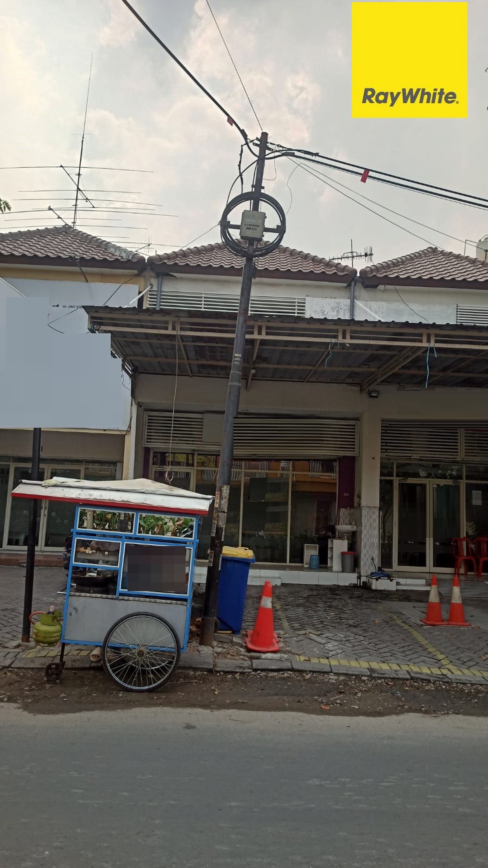 Disewakan Ruko 2 lantai di Ketintang Baru Selatan Surabaya