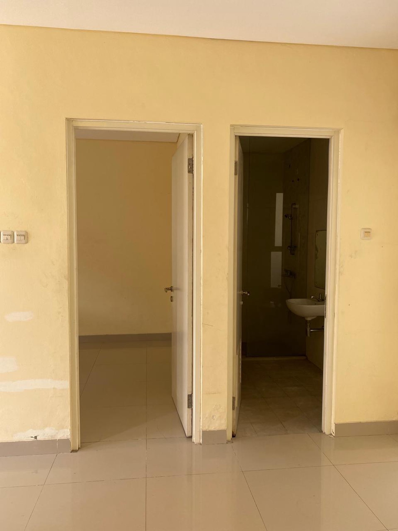 Rumah Siap Huni dengan Hunian Nyaman dan Asri di @Krukut Limo, Depok