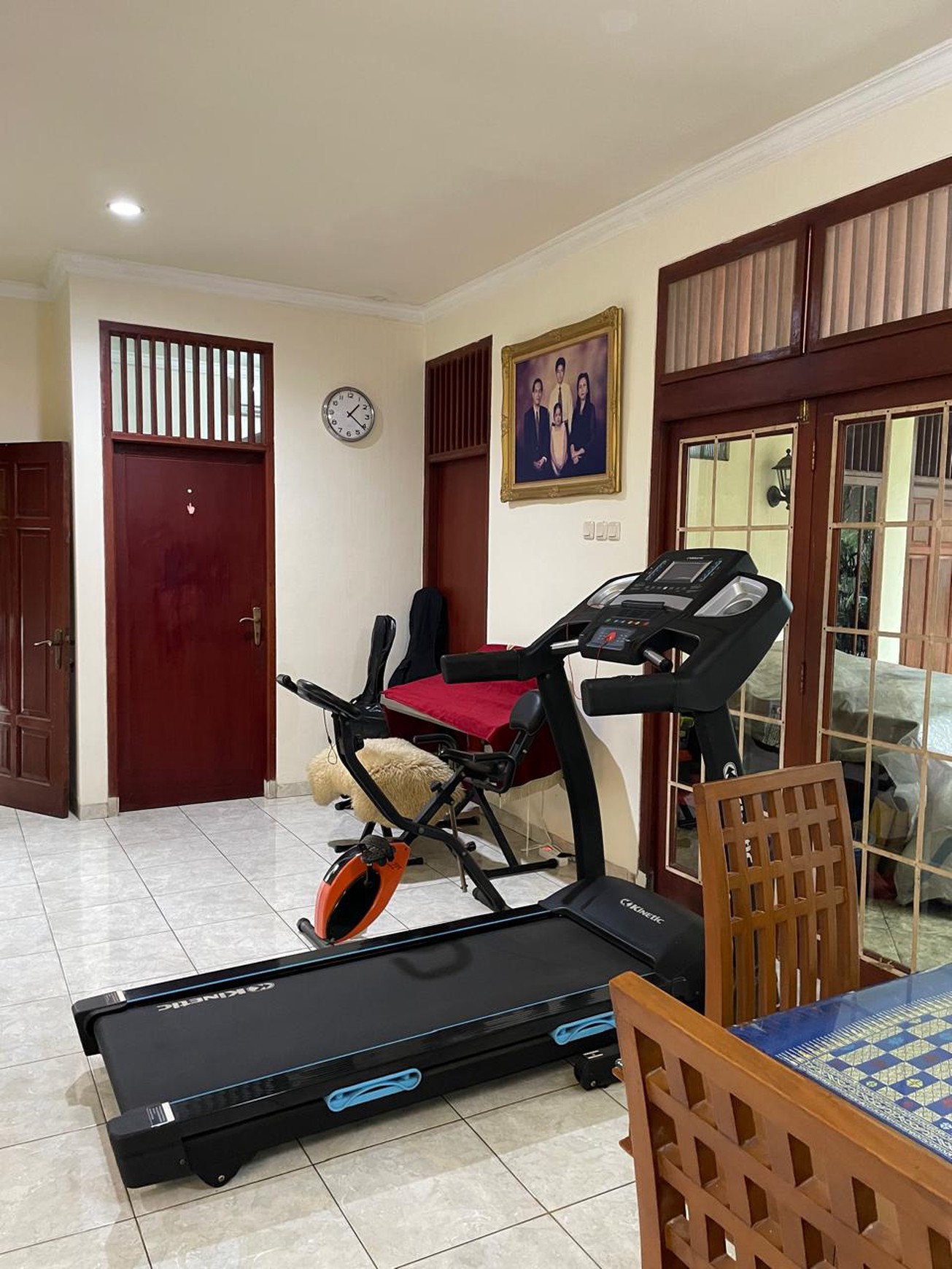 Rumah Luas SHM Siap Huni dengan Hunian Nyaman @Ciputat