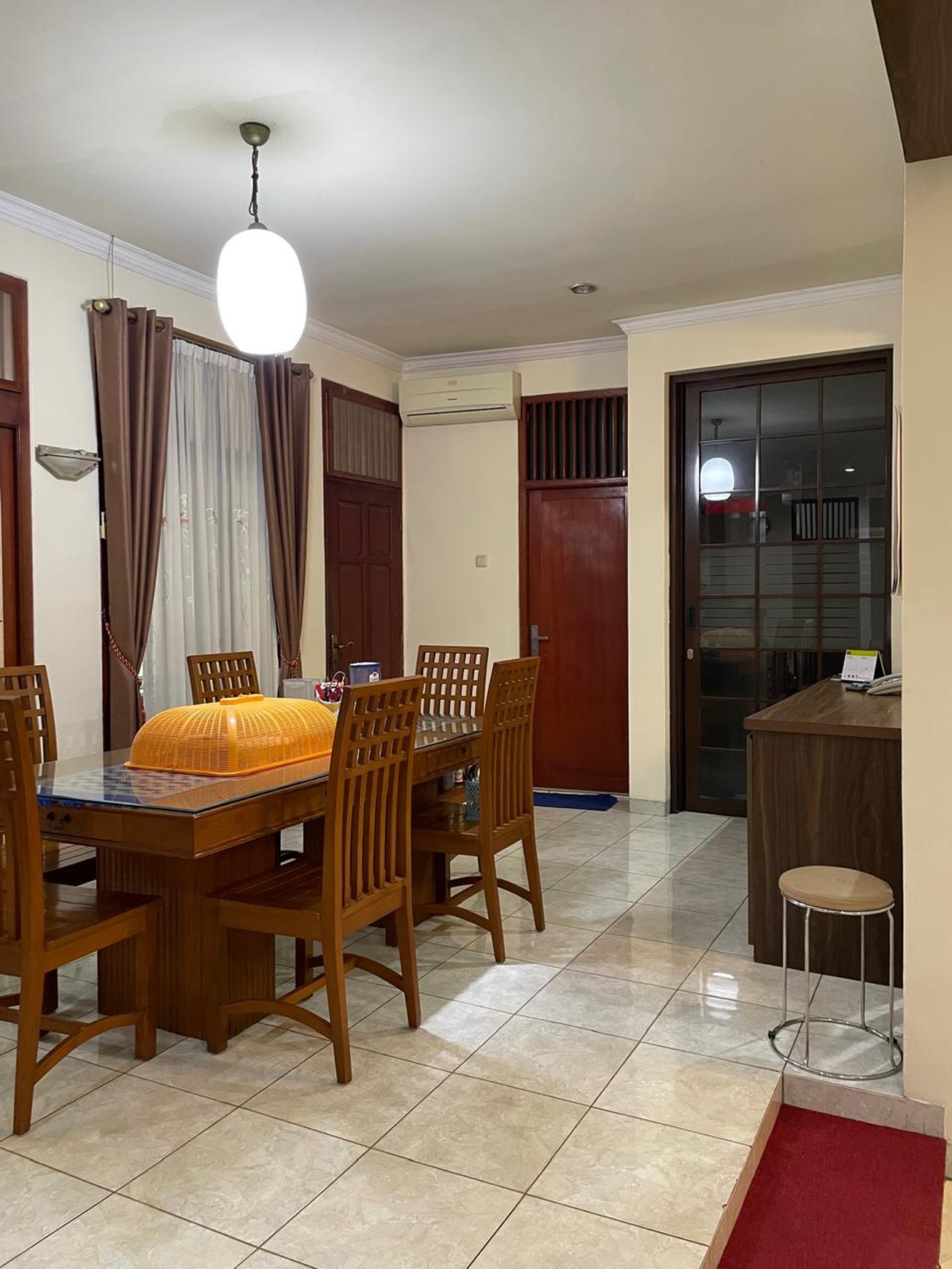 Rumah Luas SHM Siap Huni dengan Hunian Nyaman @Ciputat