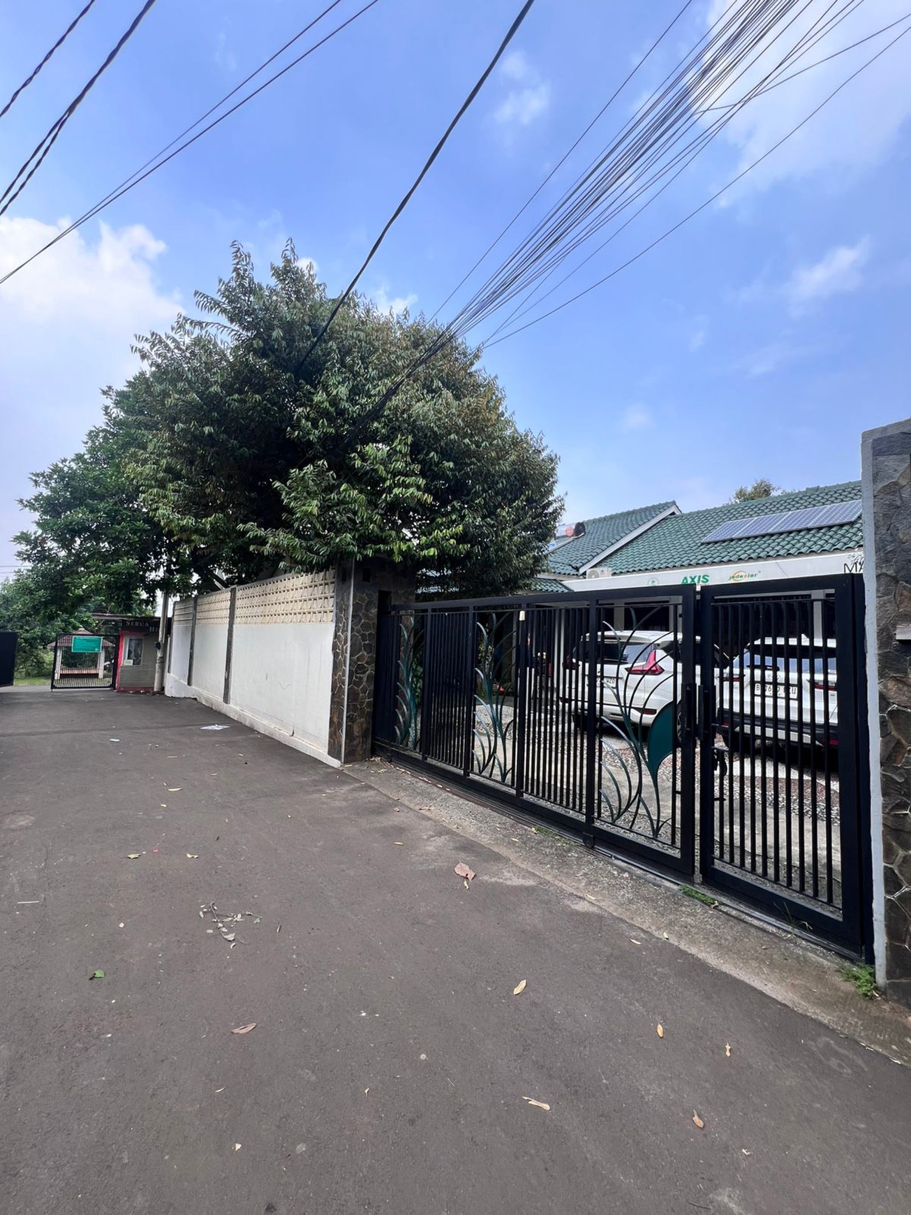 Rumah Luas SHM Siap Huni dengan Hunian Nyaman @Ciputat