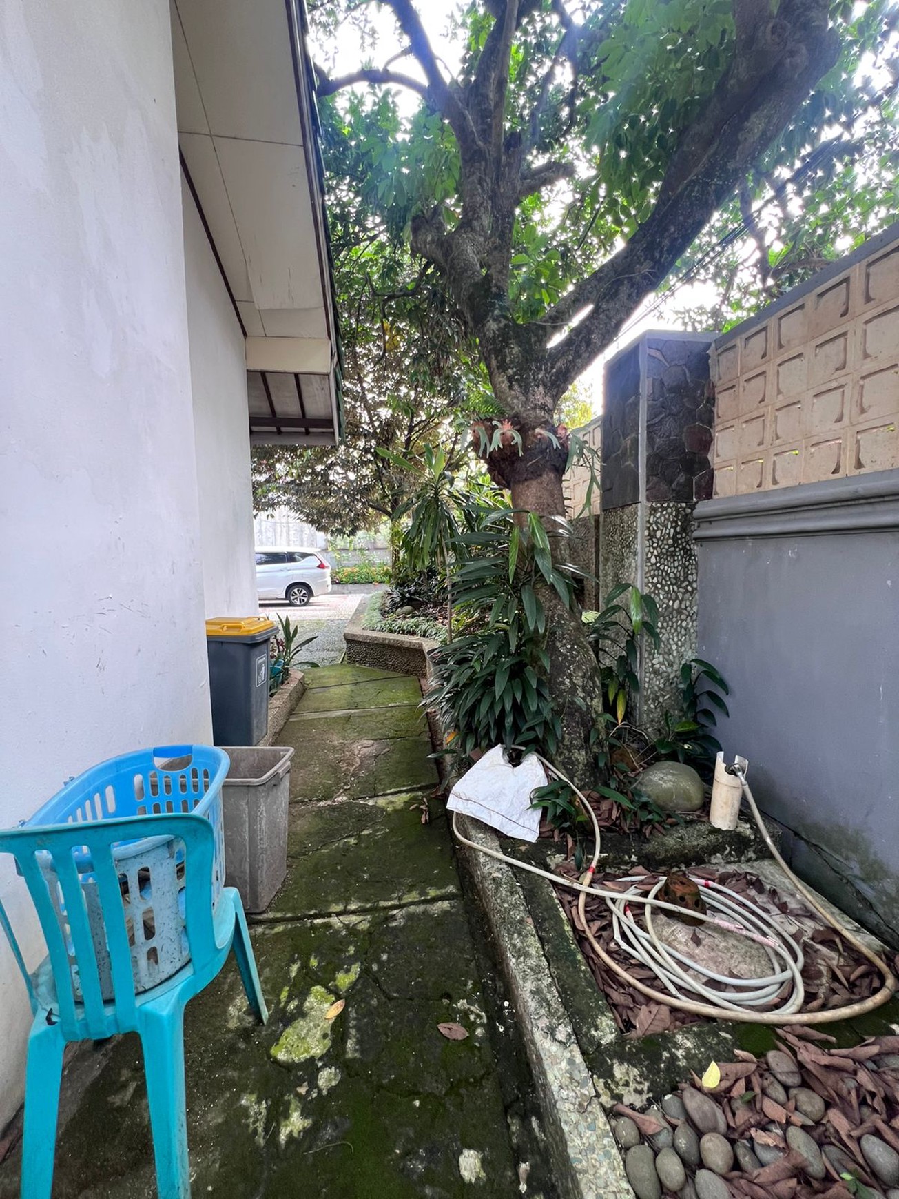 Rumah Luas SHM Siap Huni dengan Hunian Nyaman @Ciputat