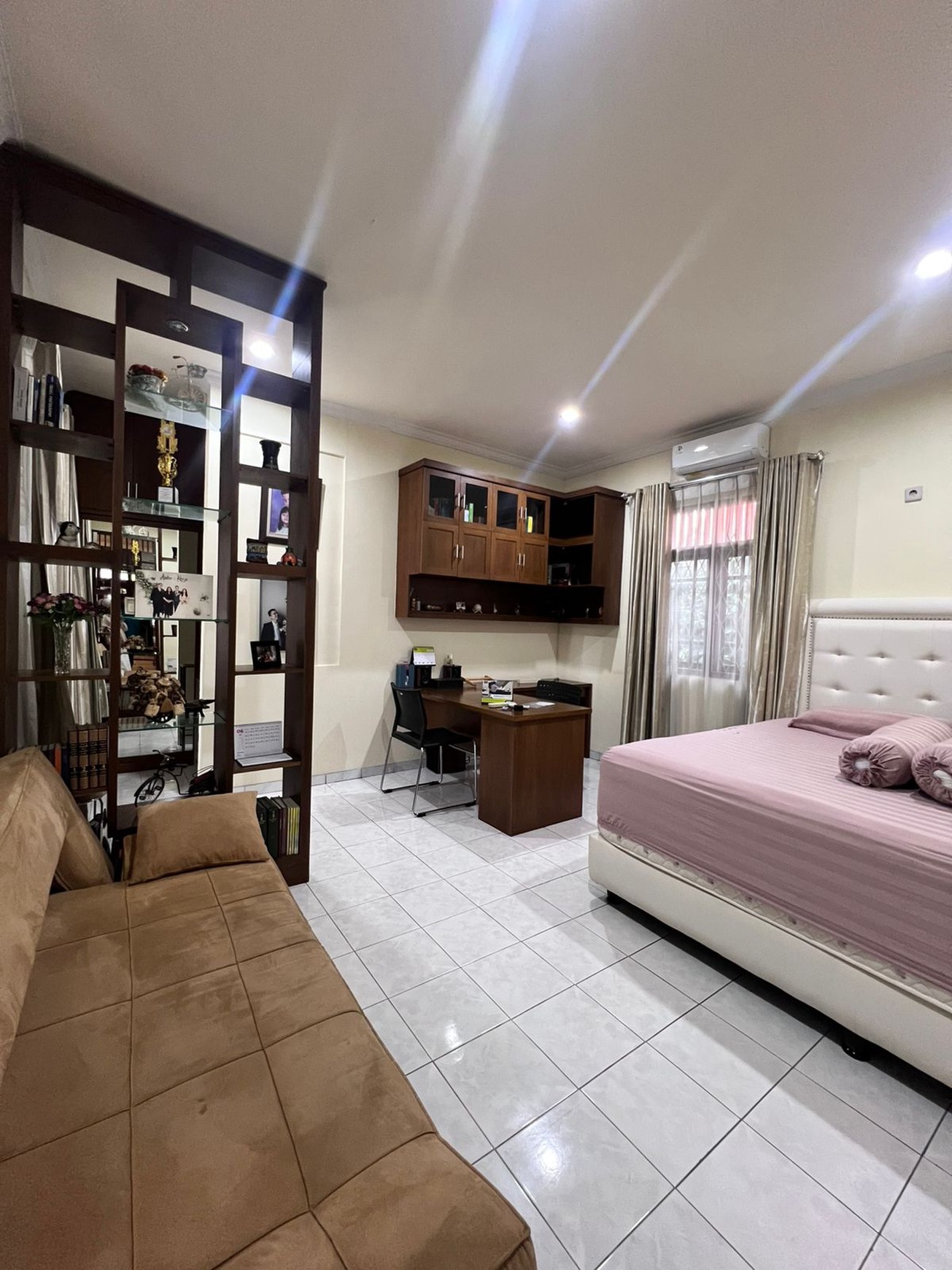 Rumah Luas SHM Siap Huni dengan Hunian Nyaman @Ciputat