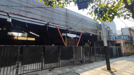 DIJUAL PROPERTY DI KOMERSIAL AREA JL MAYJEND SUNGKONO SURABAYA