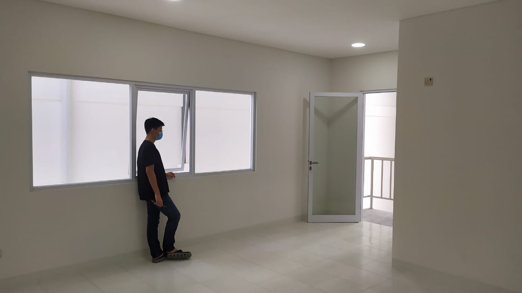 Dijual Gudang dan Kantor di AKR Grand Estate Marina, ELP JIIPE, Manyar, Gresik