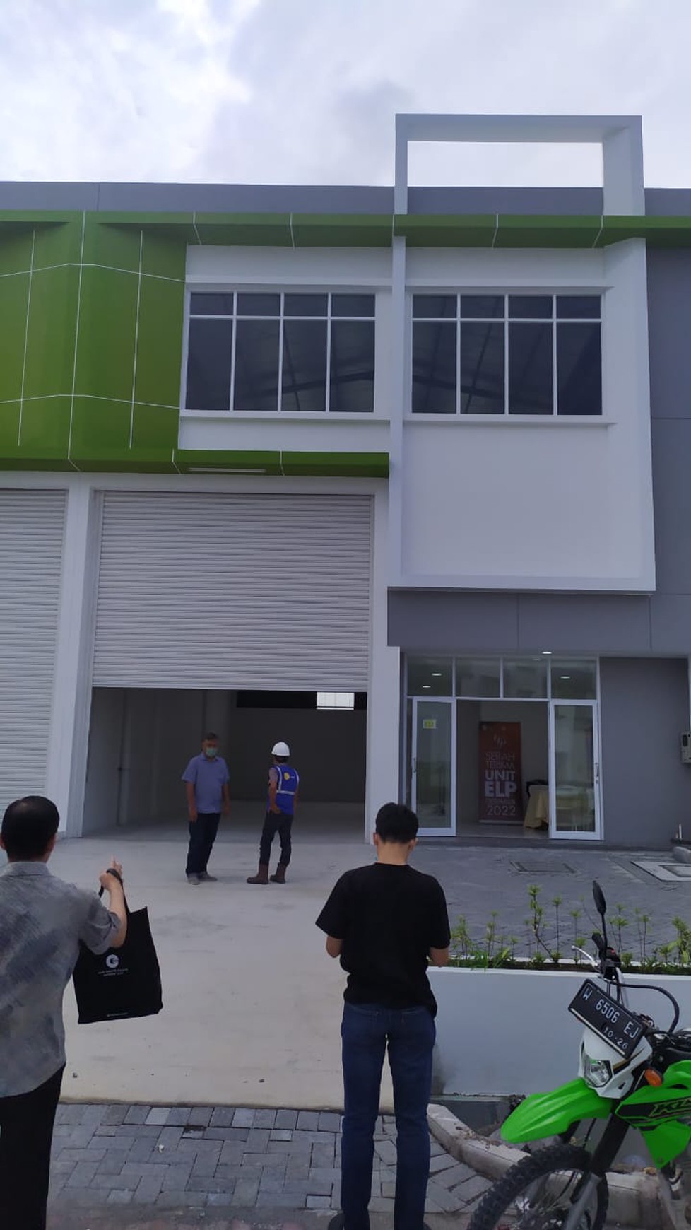 Dijual Gudang dan Kantor di AKR Grand Estate Marina, ELP JIIPE, Manyar, Gresik