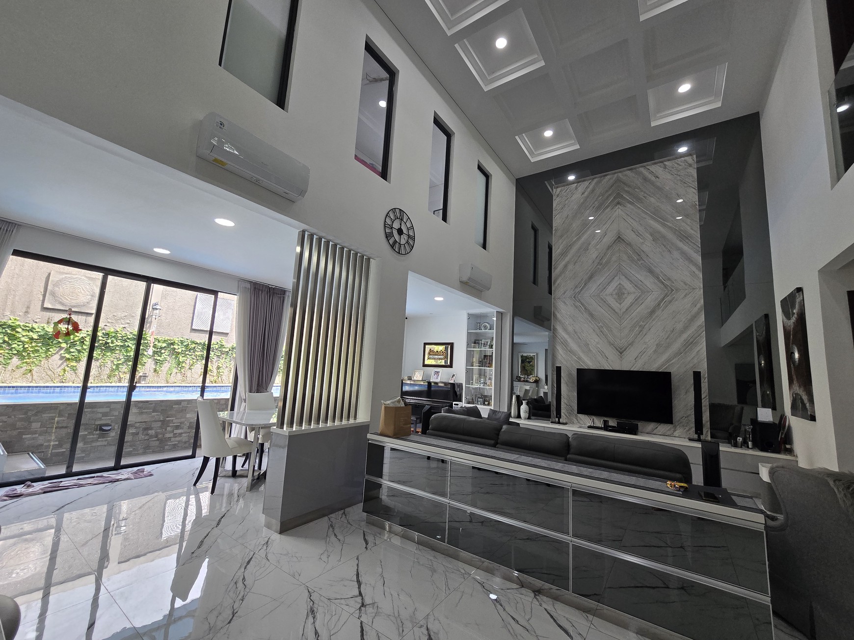 Dijual Rumah Mewah siap huni di kawasan Puspita Loka BSD