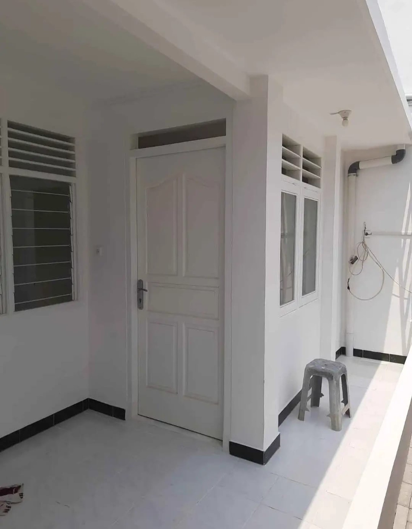 Rumah Siap Huni dengan Hunian Nyaman dan Asri di Ciputat