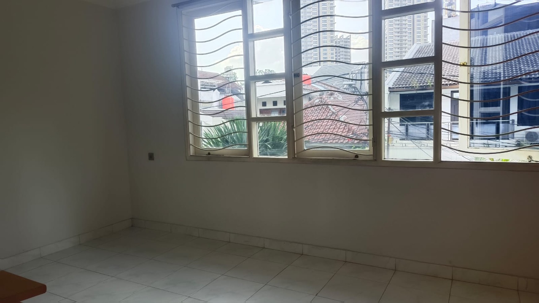 Rumah Disewa - lokasi strategis di Pondok Indah Jakarta Selatan