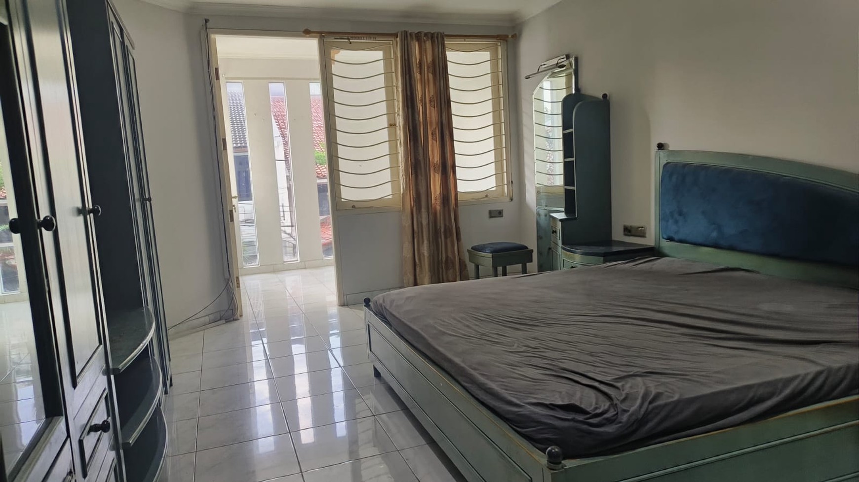 Rumah Disewa - lokasi strategis di Pondok Indah Jakarta Selatan