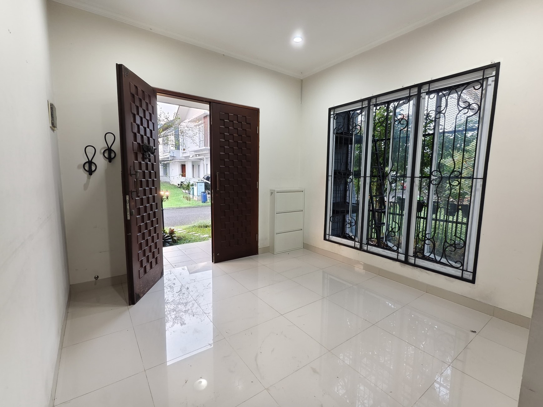 Rumah Hoek Badan di ICON COSMO BSD City,dekat AEON Mall