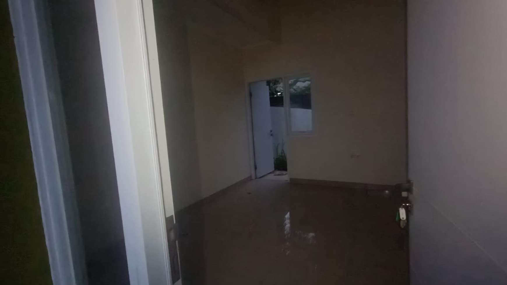Rumah Siap Huni 2 Lantai Strategis