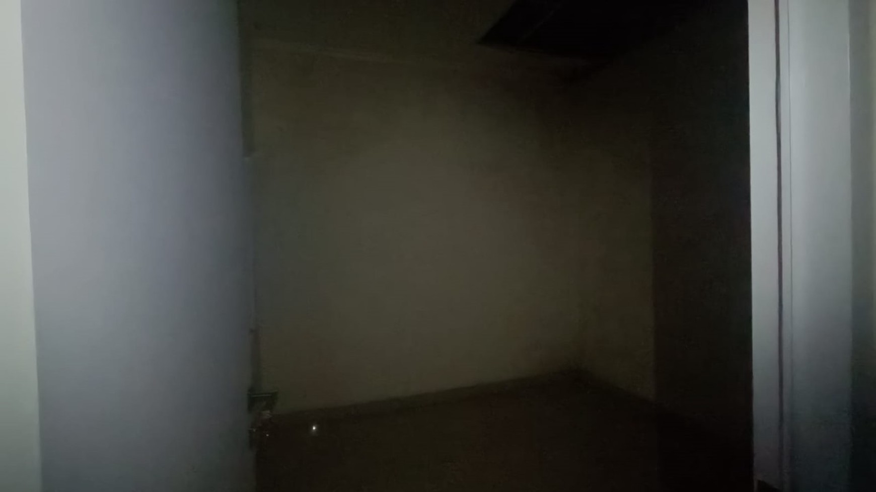 Rumah Siap Huni 2 Lantai Strategis