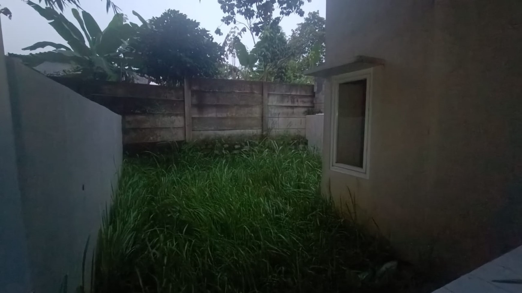 Rumah Siap Huni 2 Lantai Strategis