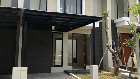 Murah Dijual Rumah Citraland North West Lake - North West Hill Spesial 2 Lantai Dekat Sekolah Citra Berkat , Superindo, Sport Center