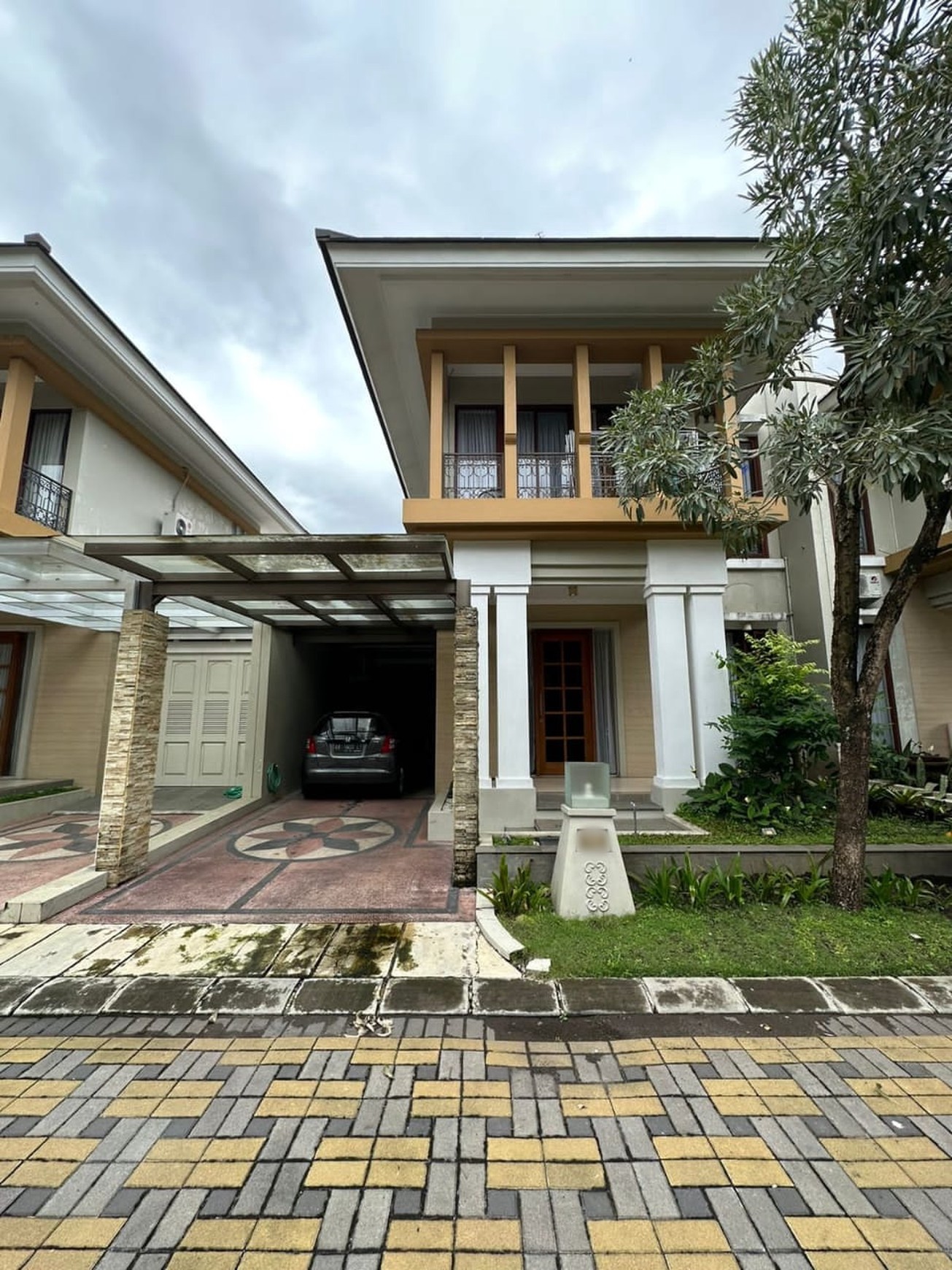Rumah Full Furnish Dalam Perumahan Dekat Jalan Kaliurang KM 7 - Kampus UGM, Condongcatur, Depok, Sleman