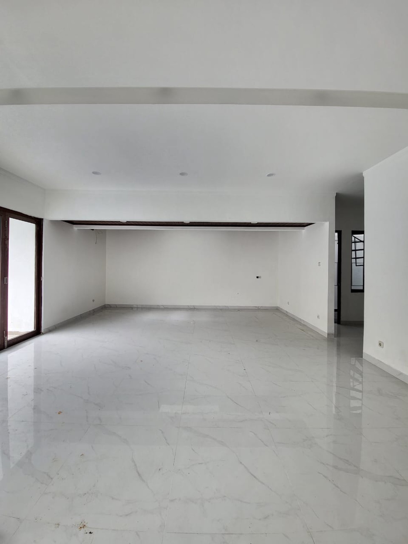 Rumah 2 Lantai SHM Siap Huni Dalam Cluster @Bintaro Sektor 9.