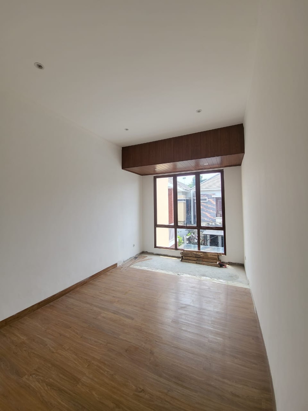 Rumah 2 Lantai SHM Siap Huni Dalam Cluster @Bintaro Sektor 9.