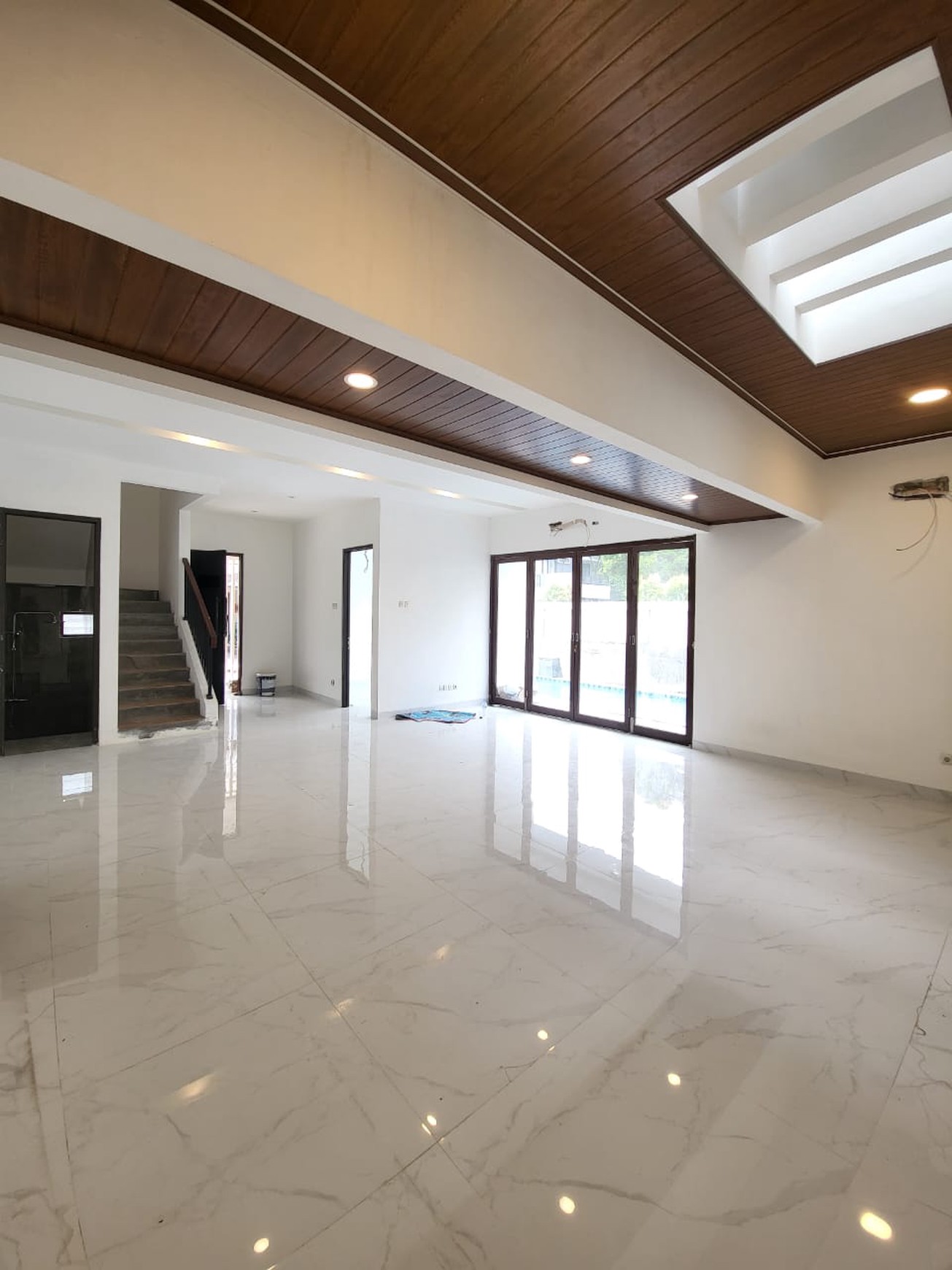 Rumah 2 Lantai SHM Siap Huni Dalam Cluster @Bintaro Sektor 9.