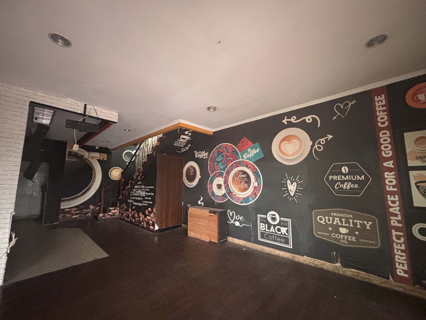 Ruko Hoek 2 Lantai dekat Mall Living World Kota Wisata 