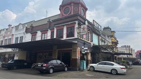 Ruko Hoek 2 Lantai dekat Mall Living World Kota Wisata 