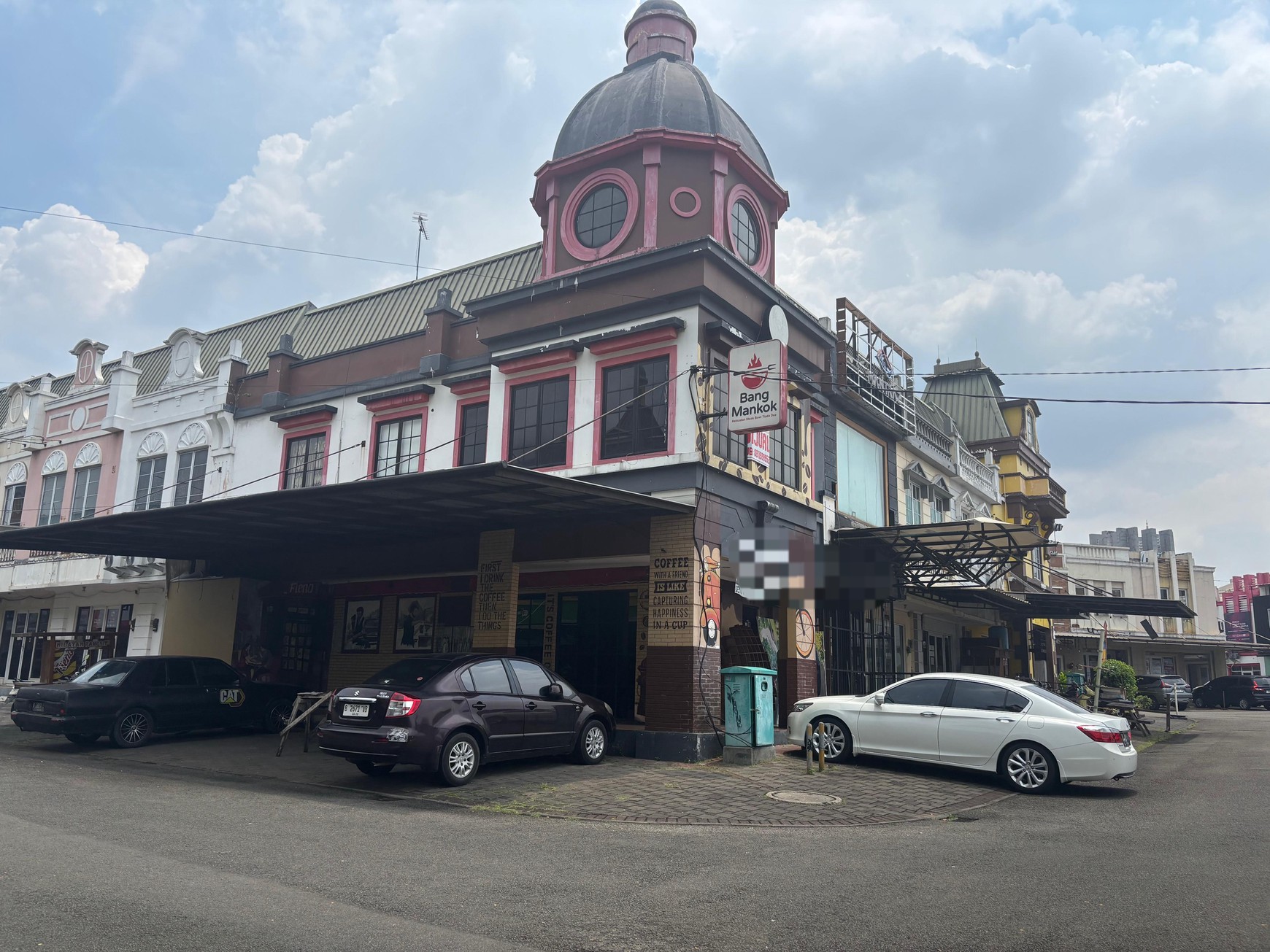 Ruko Hoek 2 Lantai dekat Mall Living World Kota Wisata 