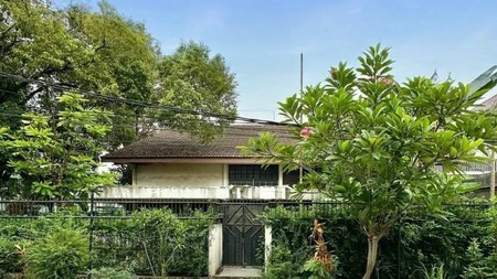 Hitung Tanah. Rumah Lama Turun Harga di Jl Tanah Kusir Kebayoran Lama Jakarta Selatan. Tanah Luas.