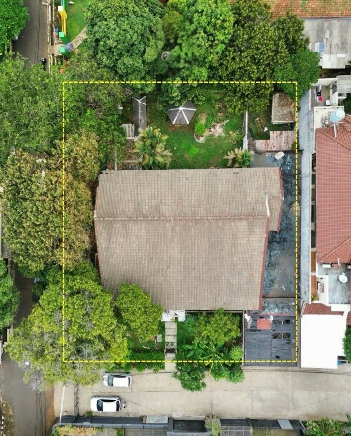 Hitung Tanah. Rumah Lama Turun Harga di Arteri Pondok Indah Jl Tanah Kusir Kebayoran Lama Jakarta Selatan. Tanah Luas.