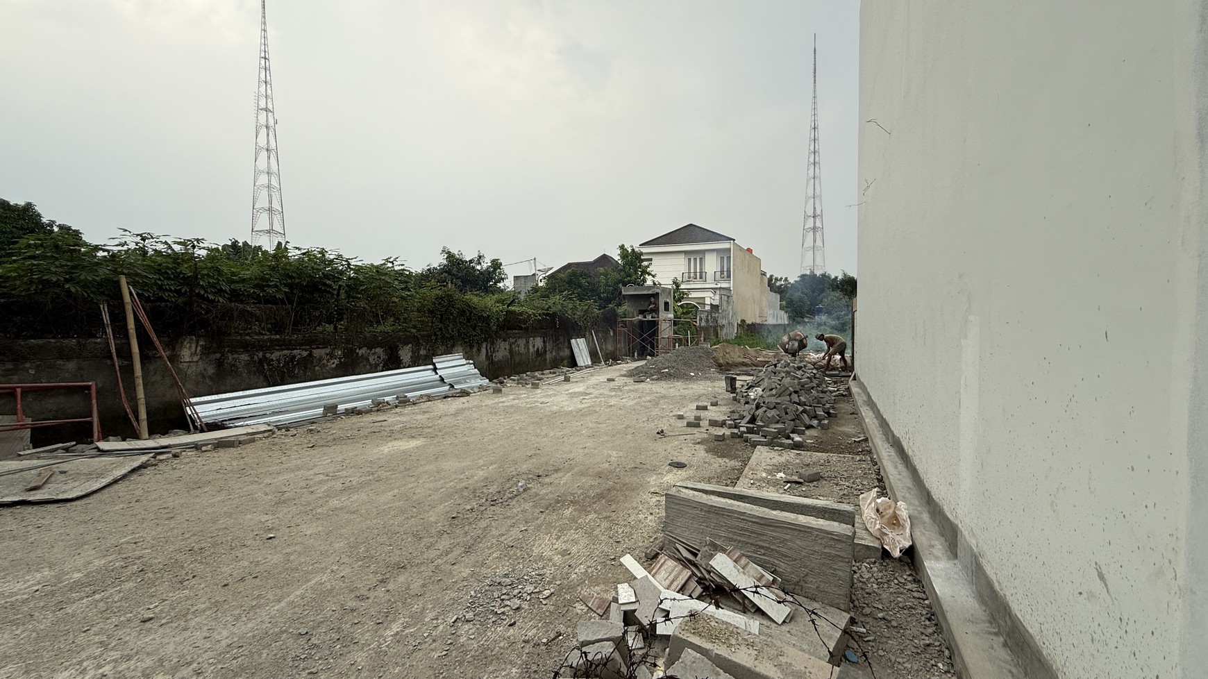 KAVLING COCOK UNTUK LAPANGAN OLAHRAGA ATAU USAHA LAINNYA, JOGLO, JAKARTA BARAT