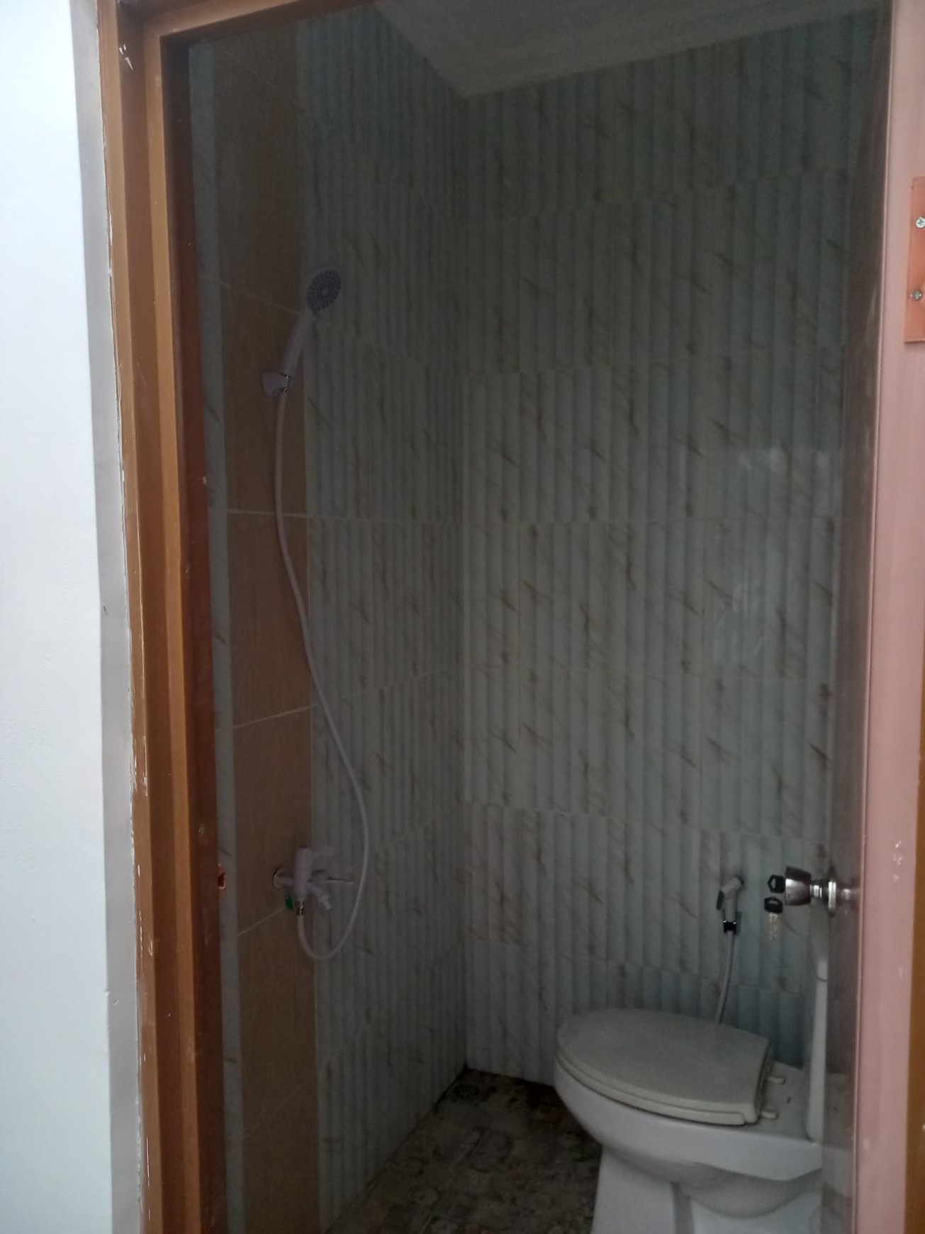 Rumah SHM Siap Huni di Dharmawangsa Residence Bekasi