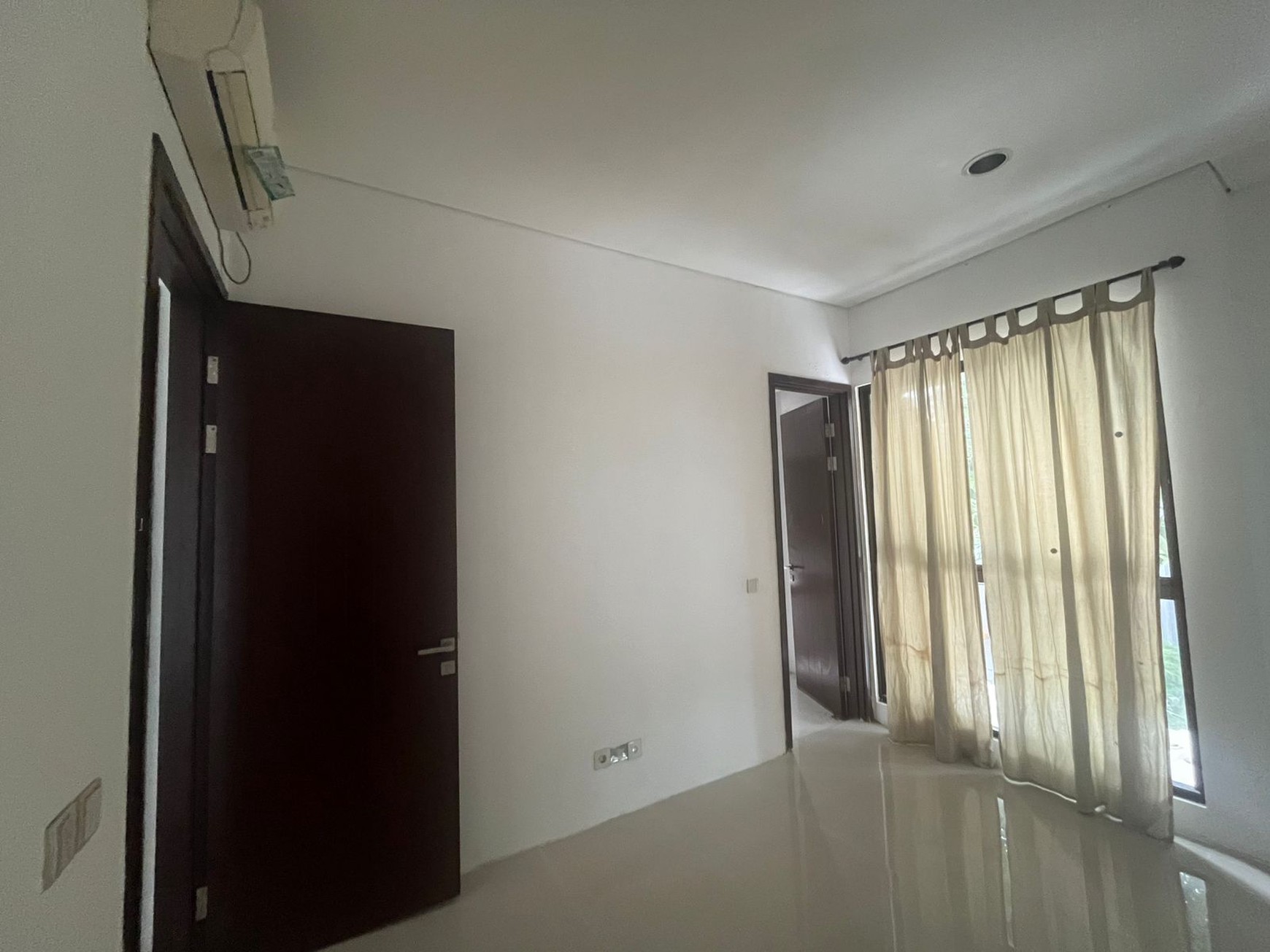 Disewakan Rumah minimalis dekat dengan ICE BSD